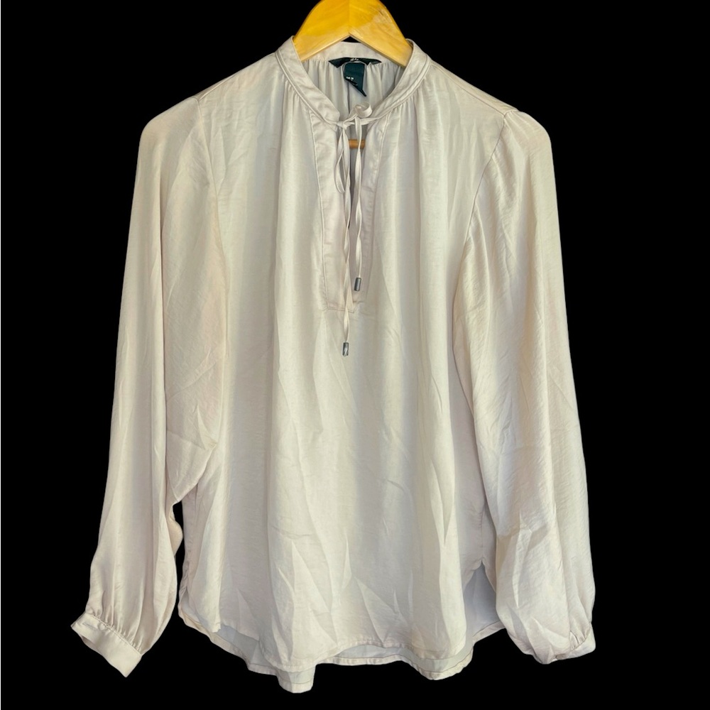 satin H&M Beige LACE-INSET BALLOON-SLEEVED BLOUSE Women Size 4 Oversized.